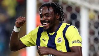 Fenerbahçe'den ayrılan Osayi Samuel, Beşiktaş'a imza atmak üzere!