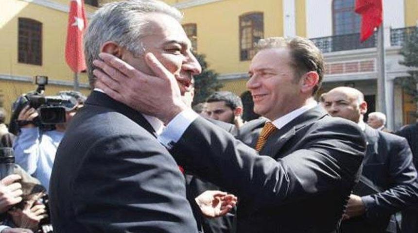 Galatasaray'da kılı&ccedil;lar &ccedil;ekildi!