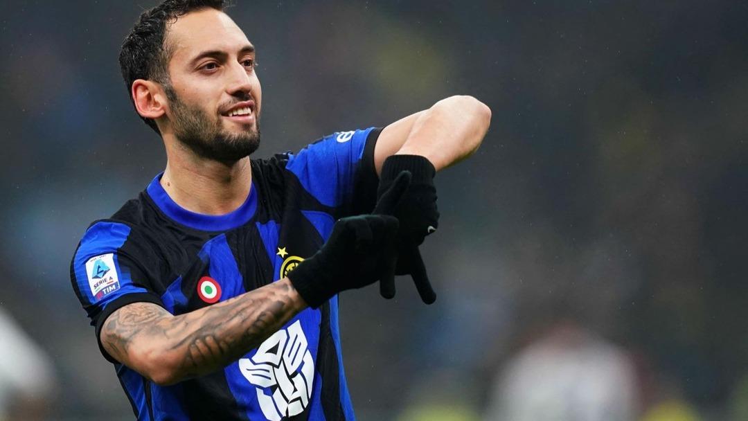 Galatasaray’dan Hakan Çalhanoğlu için resmi teklif… İngiliz yayın organı açıkladı!  3