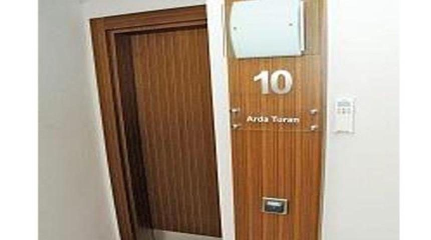 Arda'nın odası da 10 numara!