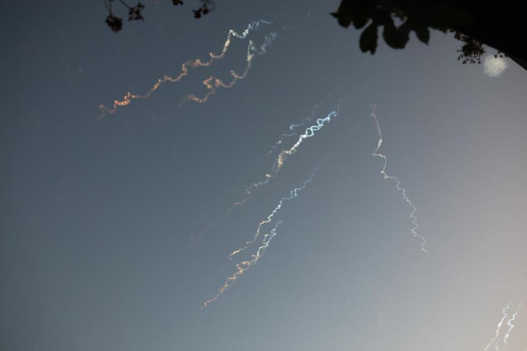 AW475863_05