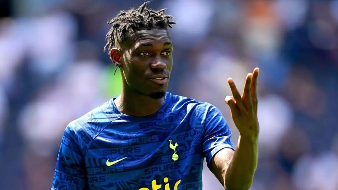 Fenerbahçe’den Tottenham çıkarması! Jose Mourinho 2 oyuncuya talip… 2