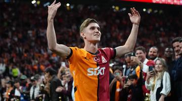 Galatasaray’ın başına talih kuşu kondu… Elias Jelert için geliyorlar!