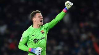 Galatasaray, Muslera'nın yerine geçecek ismi buldu! Barcelona'nın yıldızıyla anlaşma sağlandı