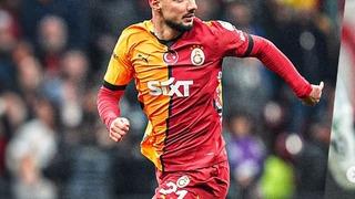 Galatasaraylı futbolcu Ahmed Kutucu evlilik yolunda! Asena Atalar'a sürpriz teklif 