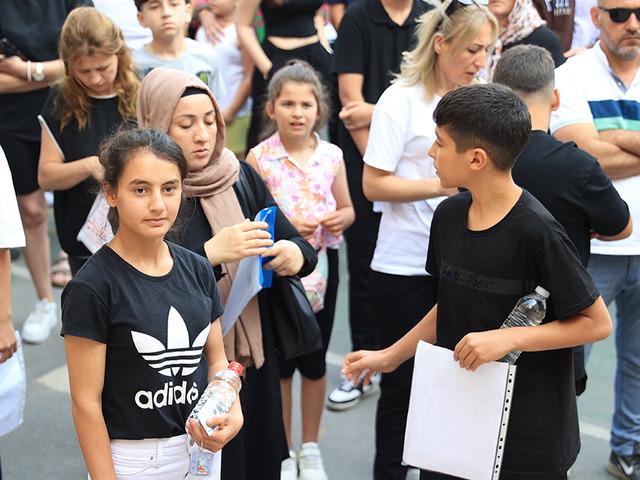 LGS heyecanı sona erdi! Sınav sonuçları ne zaman açıklanacak?