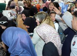 İndirimi duyan akın etti! İzdiham çıktı 'Bizi bile şaşırttı' Bütün güvenlikleri oraya yönlendirdiler