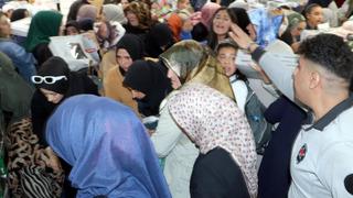 İndirimi duyan akın etti! İzdiham çıktı 'Bizi bile şaşırttı' Bütün güvenlikleri oraya yönlendirdiler