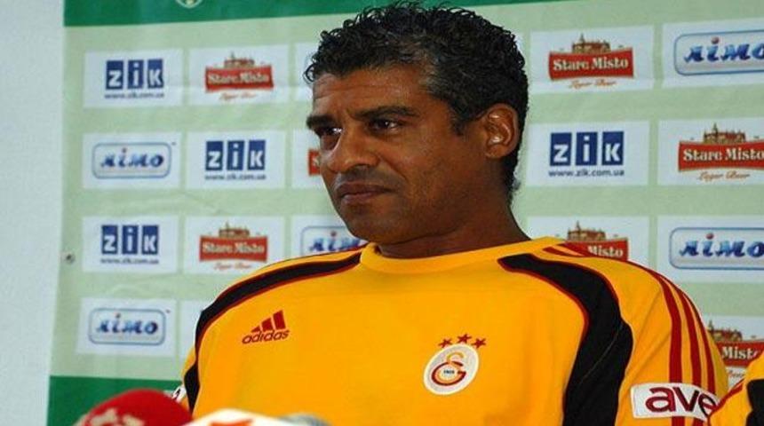 'Rijkaard'a bazı futbolcular ihanet etti'