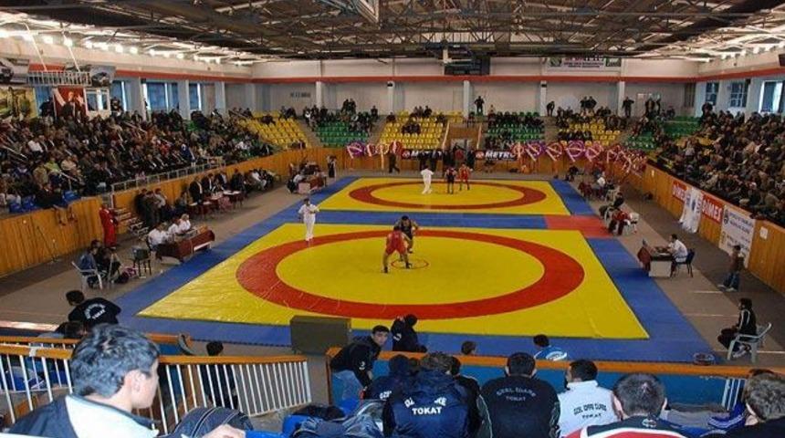 Tokat'ta g&uuml;reş şampiyonası başladı!