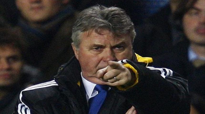 Hiddink'ten devrim geliyor!