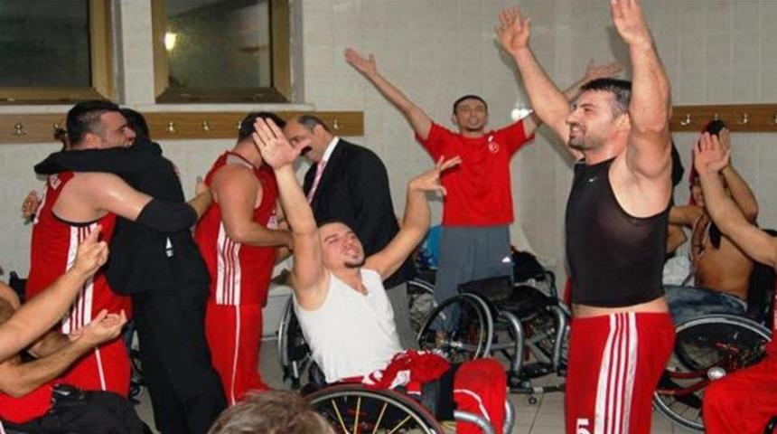 'Sağlam kadınlar sizi boynuzlar'