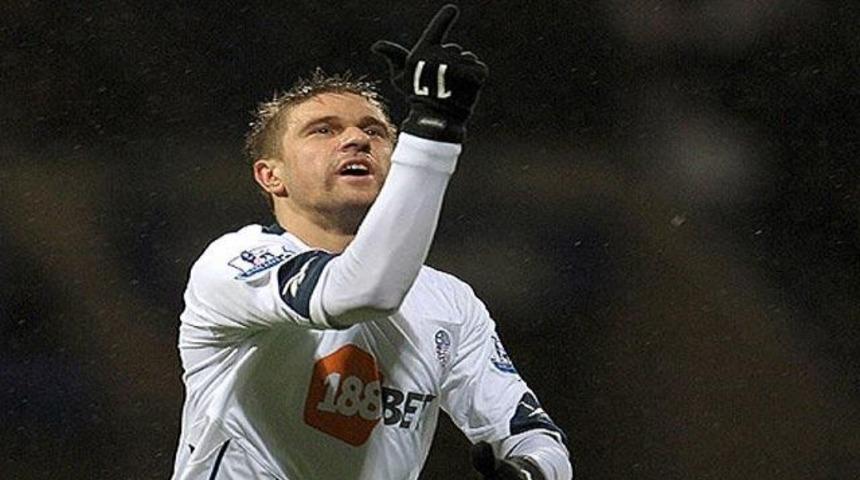 &Uuml;nl&uuml; golc&uuml;ye tecav&uuml;z su&ccedil;laması!