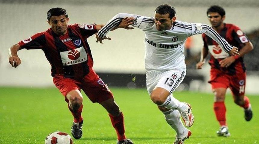 Kartal '100'&uuml; g&ouml;rd&uuml; u&ccedil;tu!