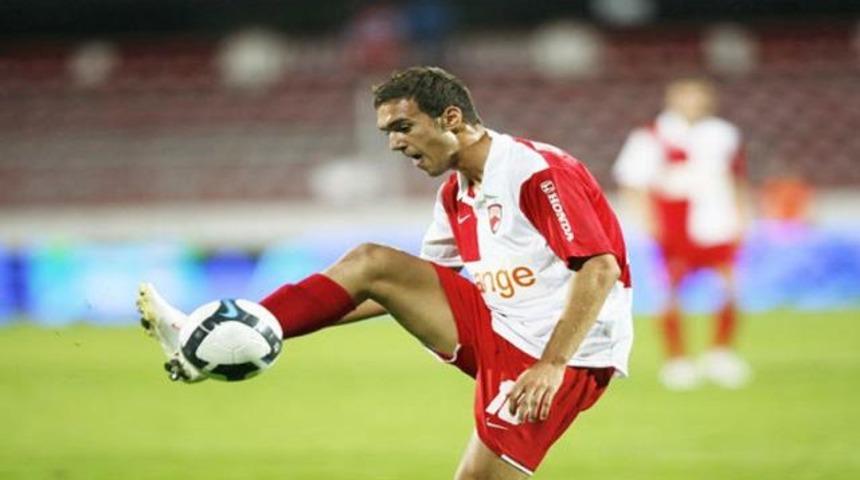 Hagi, Alex'i istiyor!