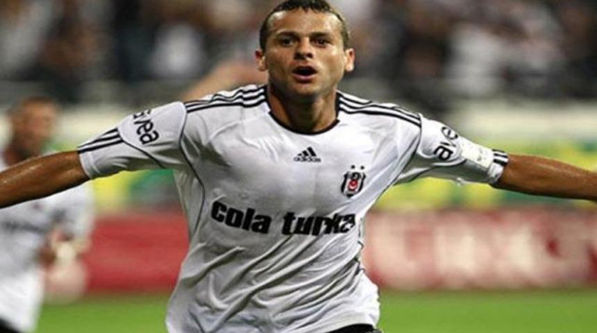 Kartal, Bobo'ya resti &ccedil;ekti!
