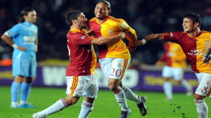 Aslan geri d&ouml;nd&uuml;!