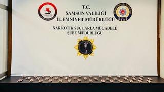 Samsun'da uyuşturucu operasyonu! 2 bin 300 sentetik ecza ele geçirildi