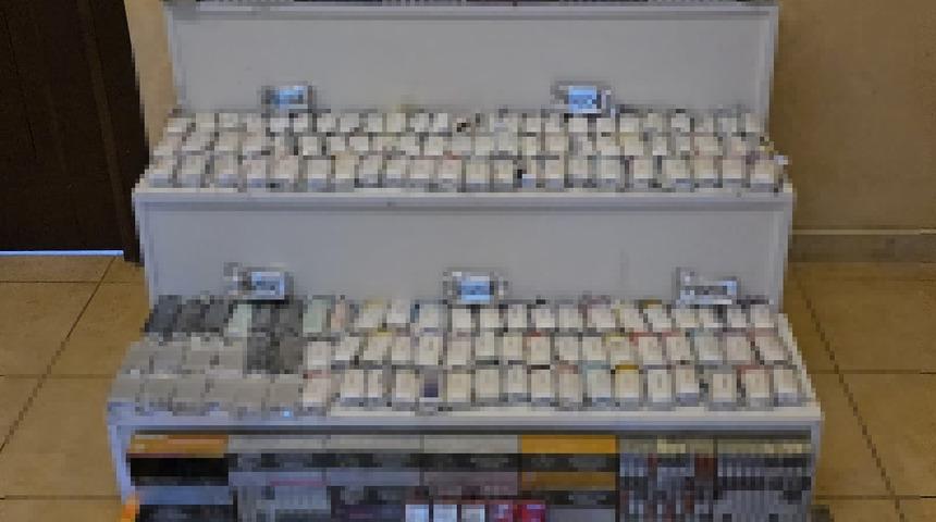 Osmaniye'de gümrük kaçağı sigara ele geçirilen yolcu otobüsünün sürücüsü gözaltına alındı