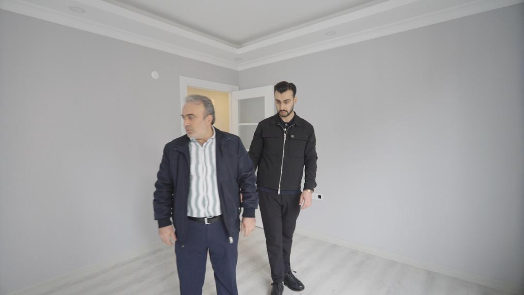 766493_BABA-ERDAL-SERCE-(LEWY)-AND-SON-BATUHAN