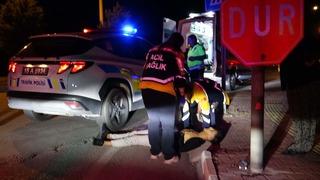 Kaza yaptıktan sonra alkolün etkisiyle yere yığıldı