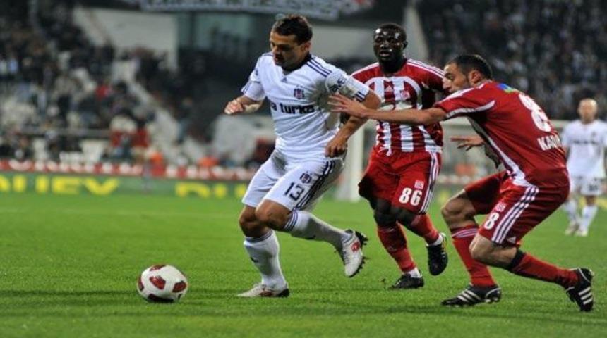 Kartal u&ccedil;uşa ge&ccedil;ti!