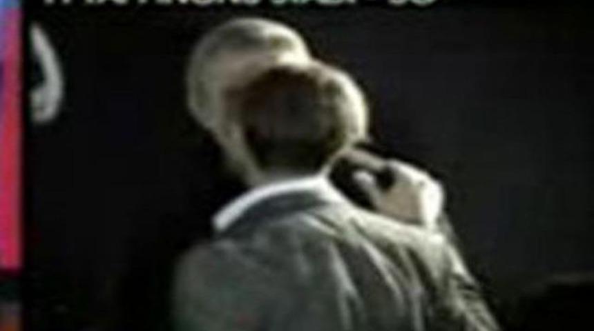 Guti'den skandal &ouml;p&uuml;c&uuml;k!