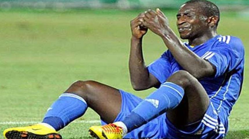 Niang'ı boks&ouml;r sakatlığı yaktı!