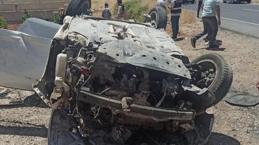 Takla atan otomobilden fırladı: 1 ölü, 1 ağır yaralı