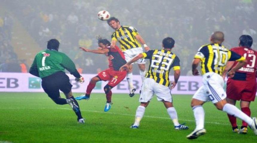 Saracoğlu'nda Fenerbah&ccedil;e 'ES'ti