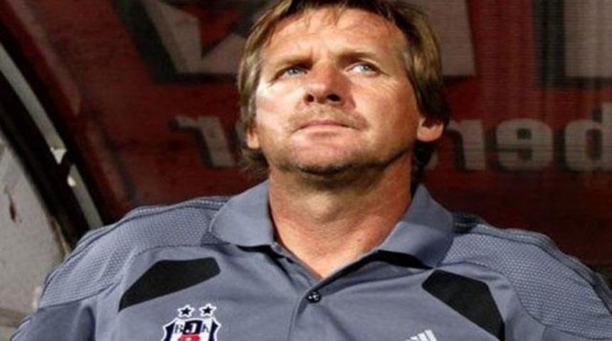 Schuster ağzını bozdu!