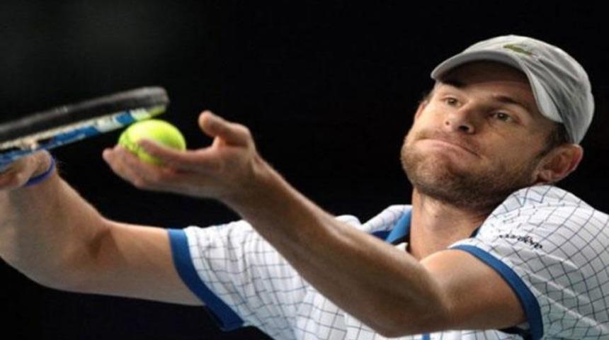 İlk &ccedil;eyrek finalist Roddick!