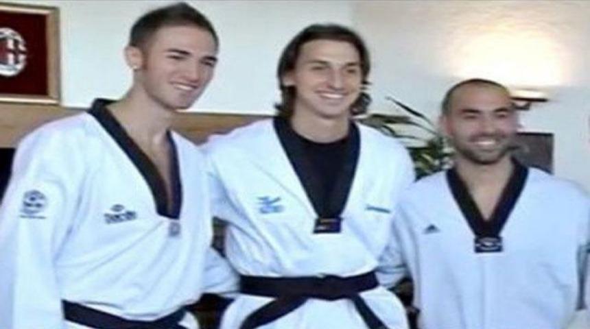 Ibrahimovic'e siyah kuşak!