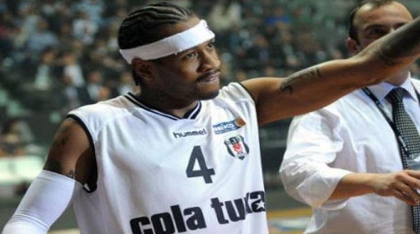 Iverson, Arda'yı solladı!