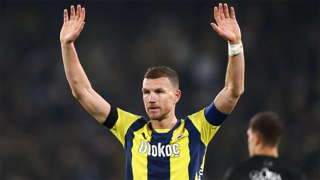 Fenerbahçe'den ayrılan Edin Dzeko'nun yeni adresi belli oluyor! Bologna ile anlaşamamıştı...