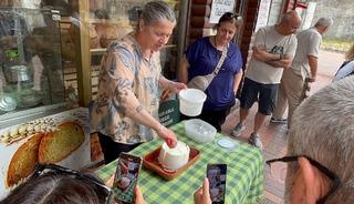 Turistik Karaelmas Ekspresi yolcuları Zonguldak’ın yöresel lezzetlerini tattı