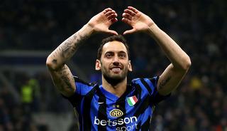 Hakan Çalhanoğlu’nun babasından olay yaratan paylaşım! 