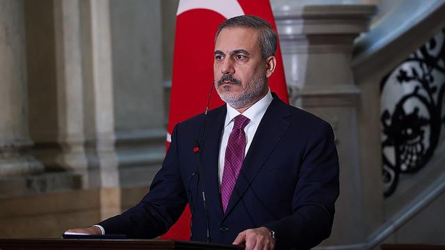Bakan Fidan İngiliz mevkidaşı ile görüştü