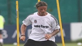Guti ve Nobre ayrı çalıştı!