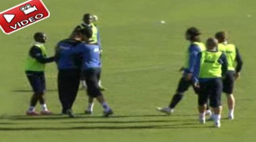 Fener antrenmanında kavga! (Video)