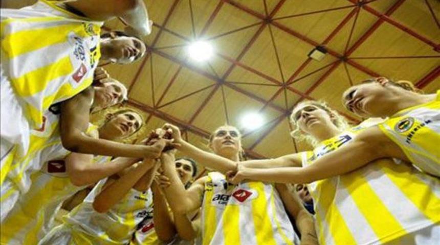 F.Bah&ccedil;e zirveye kondu!