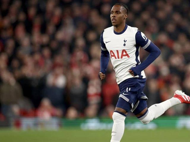 Tottenham, Mathys Tel’i duyurdu