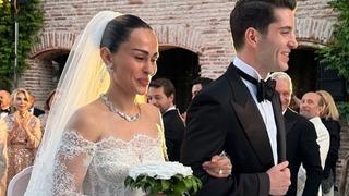 Kemal Gülman ve Feryal Gülman’ın oğlu Aslan Kemal Gülman evlendi! Mariam Mekhdieva’nın gelinliği tam not aldı
