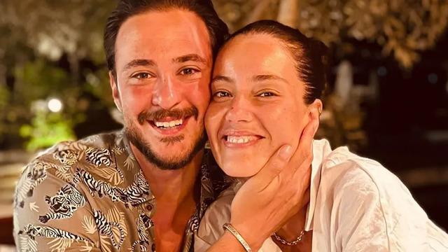 Boşanacaklarını açıklamıştı! Pelin Akil peş peşe Anıl Altan'ı paylaştı