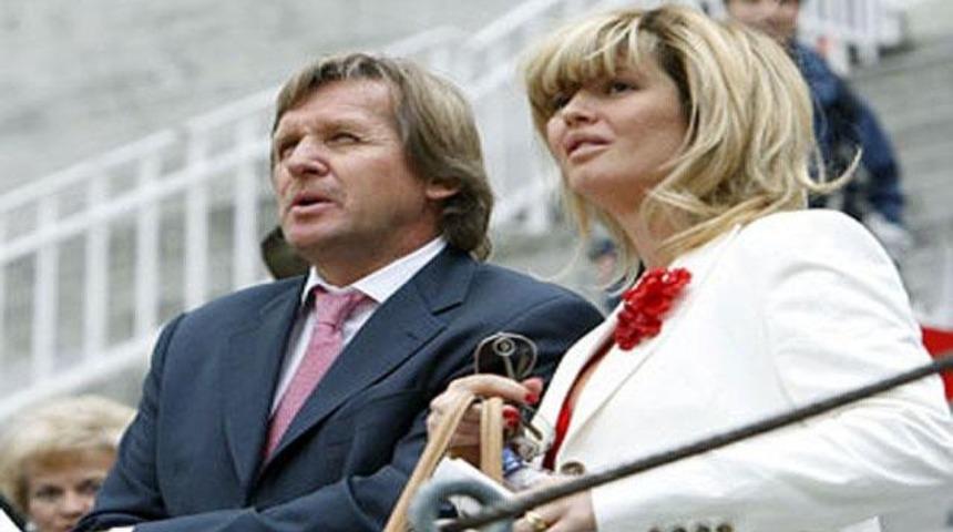 Schuster sınır dışı...