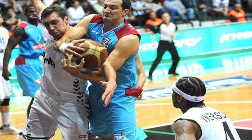 Beşiktaş Cola Turka, Trabzon'u avladı!