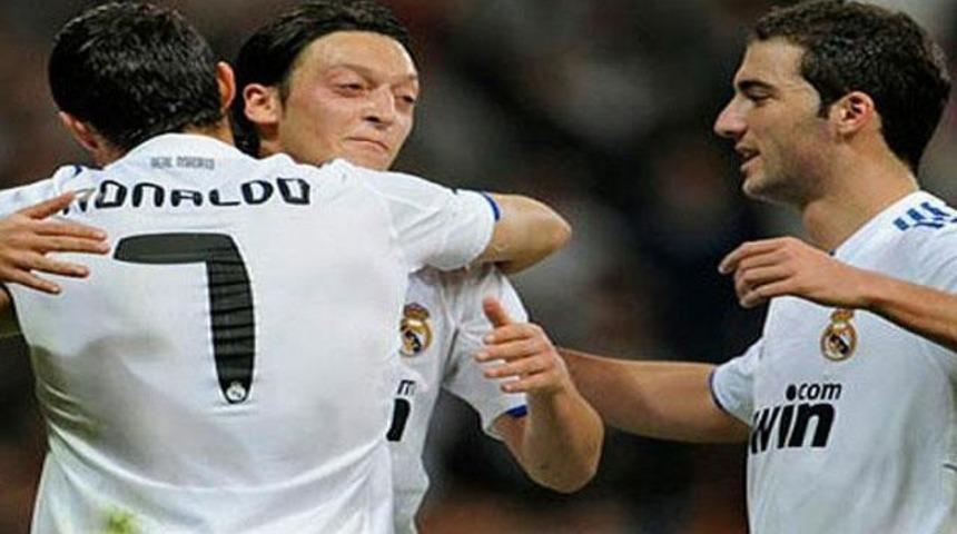 Ronaldo'yu kıskanıyor mu!