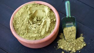 Kınanın faydaları nelerdir? Kına yakmak nelere iyi gelir? Kınanın saça ve ayağa faydaları