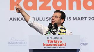 İmamoğlu için istenen ceza belli oldu! Duruşmada gergin anlar... İmamoğlu'ndan Jandarmaya: Çıkmak istemiyorum, zorla götürün