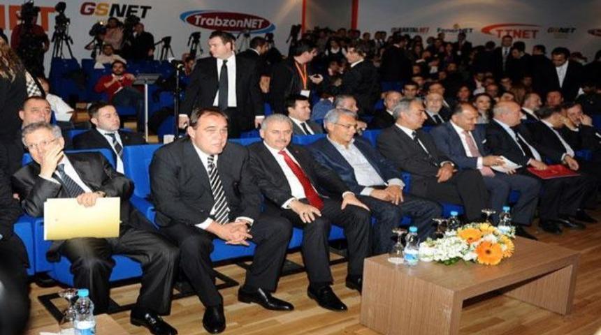 4 b&uuml;y&uuml;klere &ouml;zel uygulama!